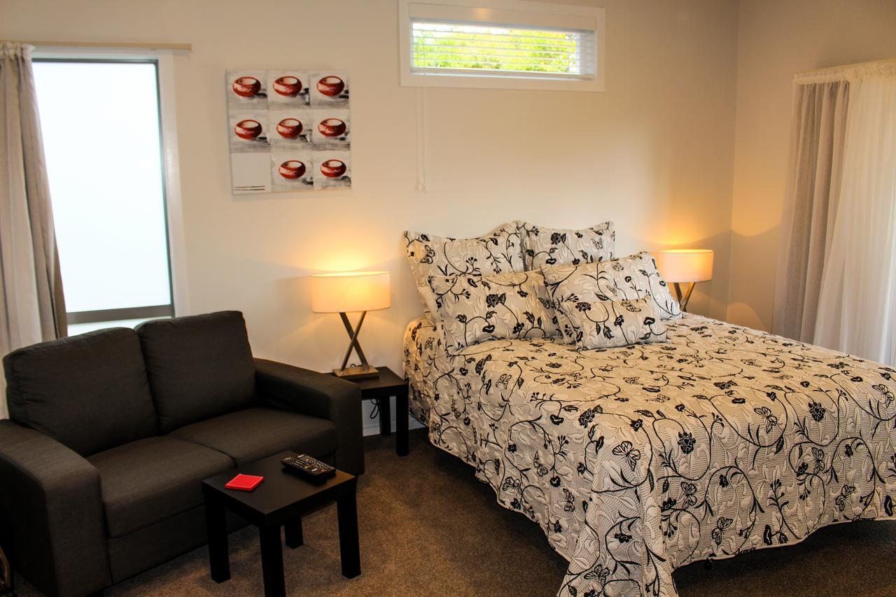 Amazing Kiwi Lodge Whangamata Extérieur photo